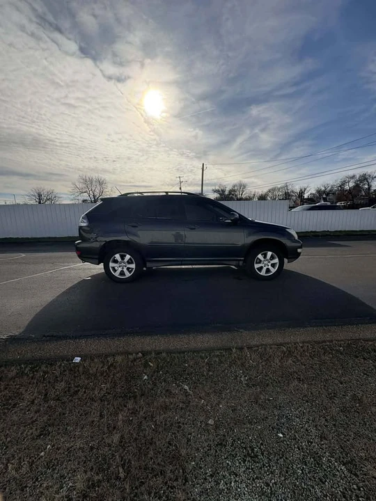 2007 Lexus RX 2nd Gen - Image 6 of 13