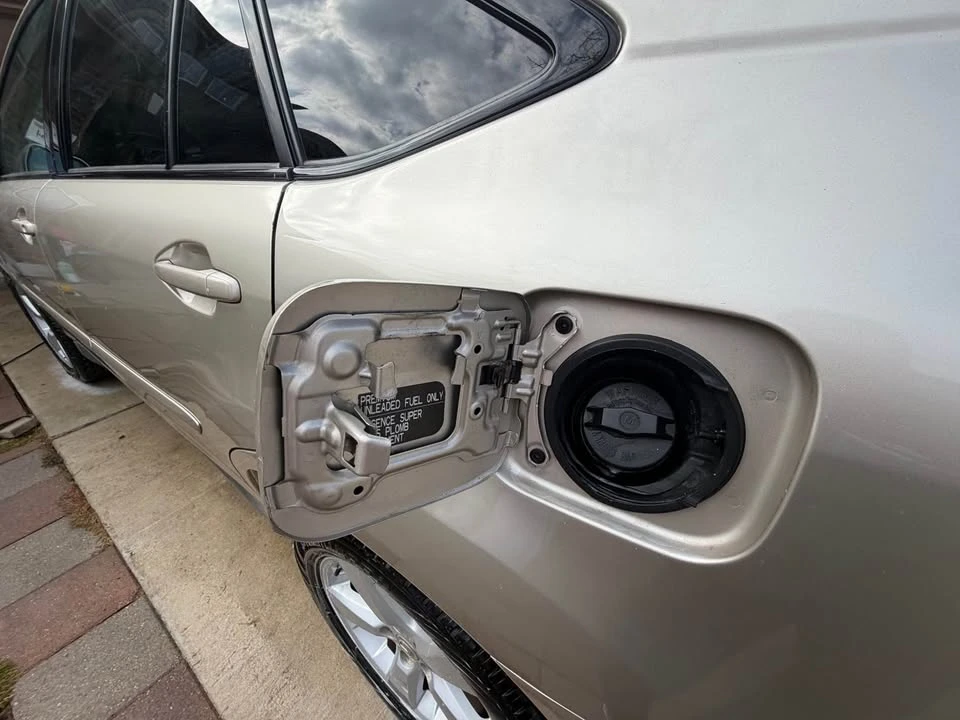 2007 Lexus RX 2nd Gen - Image 14 of 19