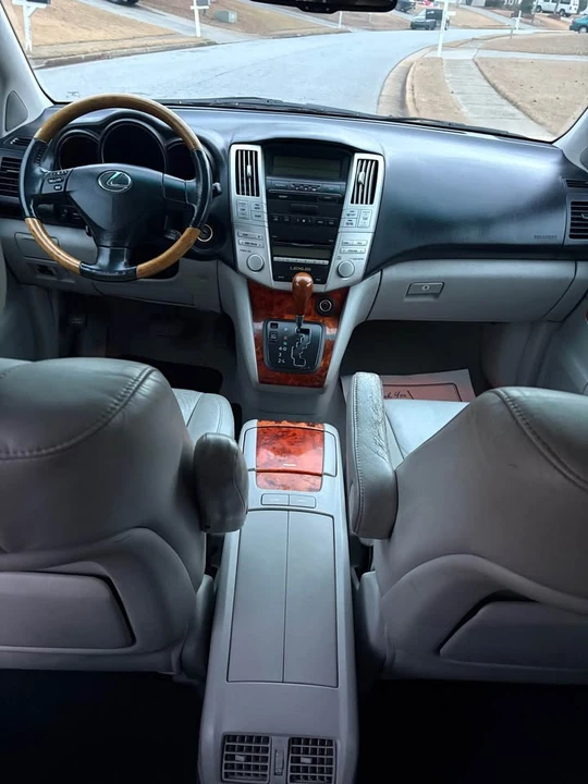 2007 Lexus RX 2nd Gen - Image 10 of 15
