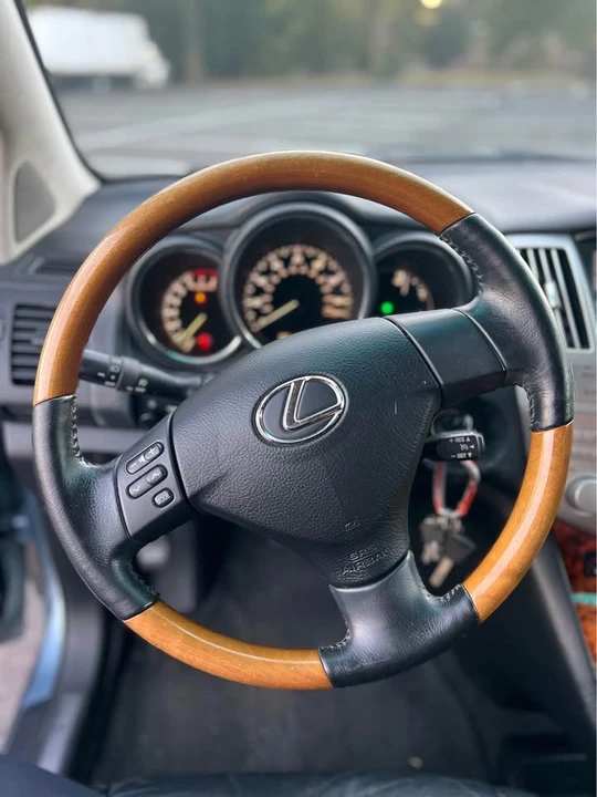 2007 Lexus RX 2nd Gen - Image 14 of 20
