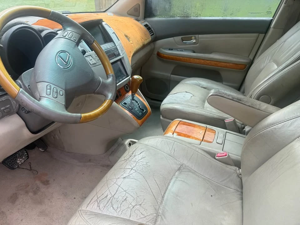 2007 Lexus RX 2nd Gen - Image 10 of 14