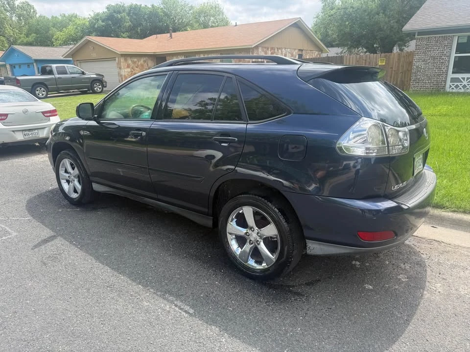 2007 Lexus RX 2nd Gen - Image 9 of 14