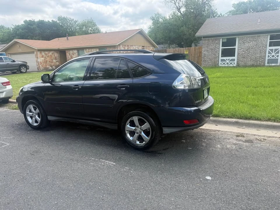 2007 Lexus RX 2nd Gen - Image 3 of 14