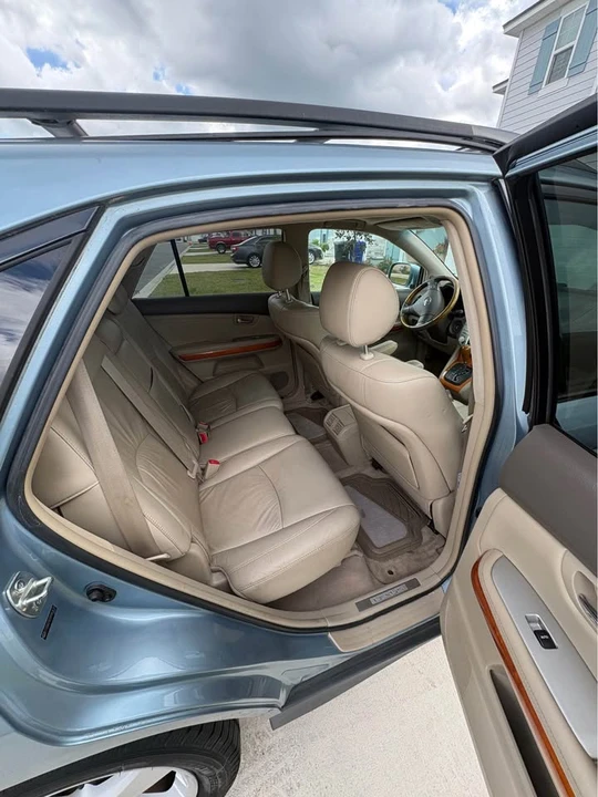 2007 Lexus RX 2nd Gen - Image 7 of 11