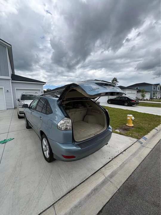 2007 Lexus RX 2nd Gen - Image 5 of 11