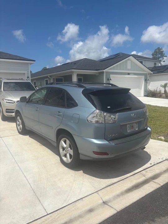 2007 Lexus RX 2nd Gen - Image 2 of 11