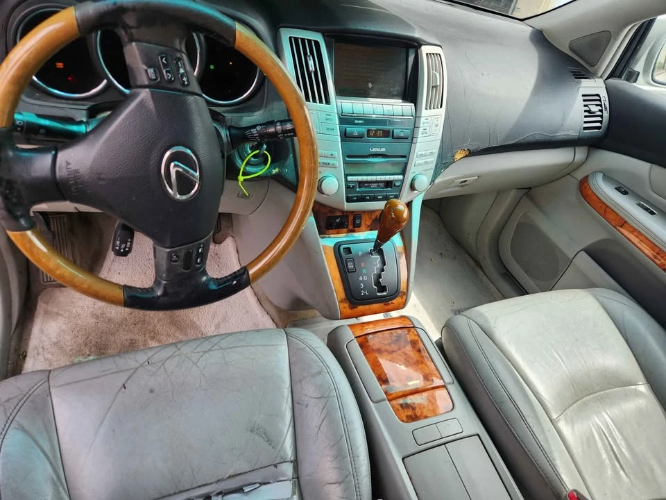 2007 Lexus RX 2nd Gen - Image 8 of 12