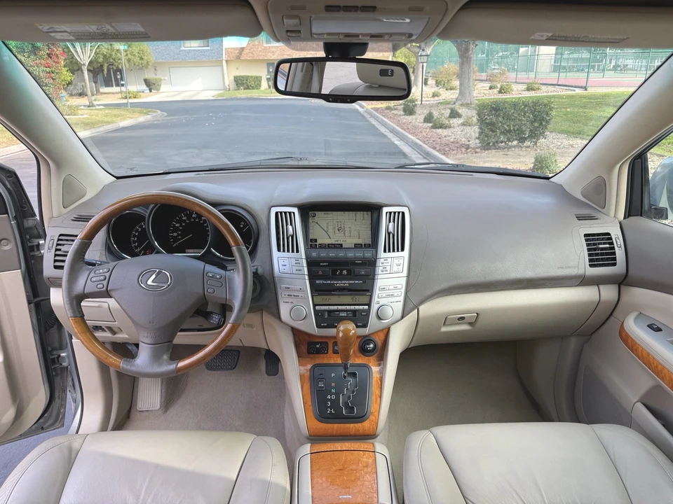 2007 Lexus RX 2nd Gen - Image 18 of 21