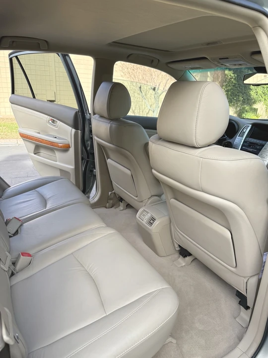 2007 Lexus RX 2nd Gen - Image 16 of 21