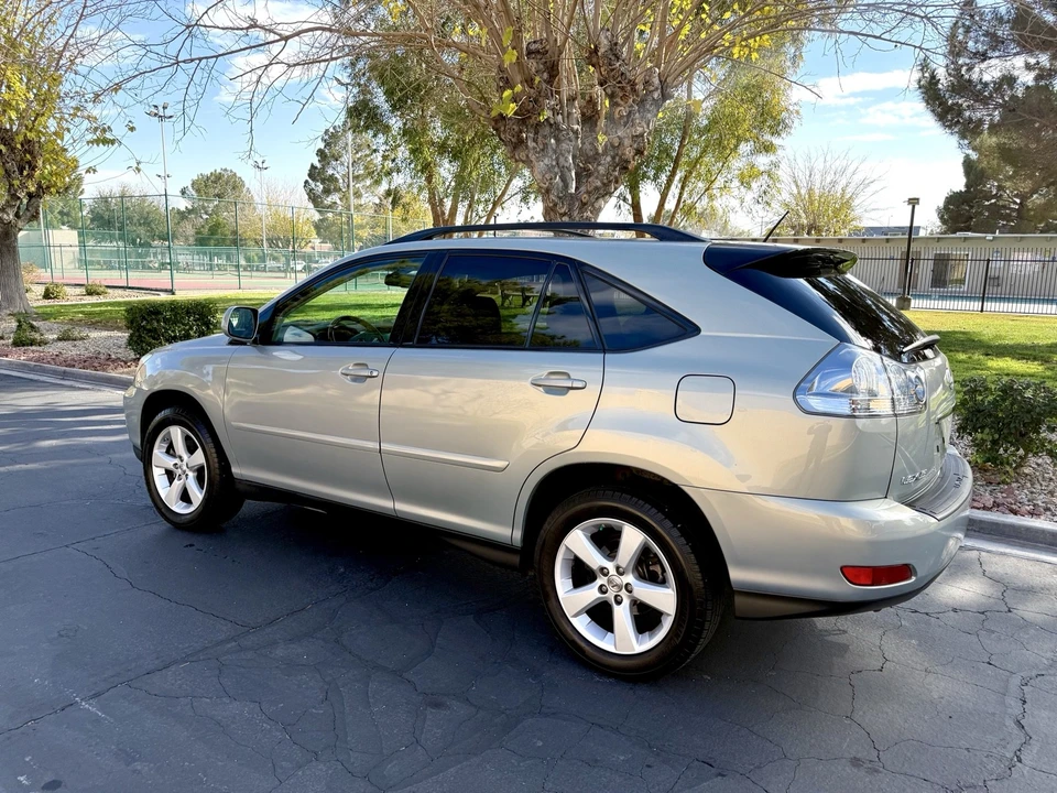 2007 Lexus RX 2nd Gen - Image 3 of 21