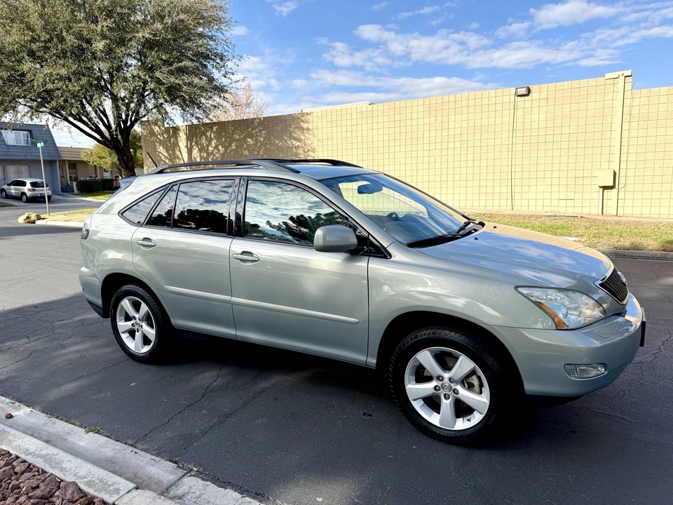 2007 Lexus RX 2nd Gen - Image 5 of 21