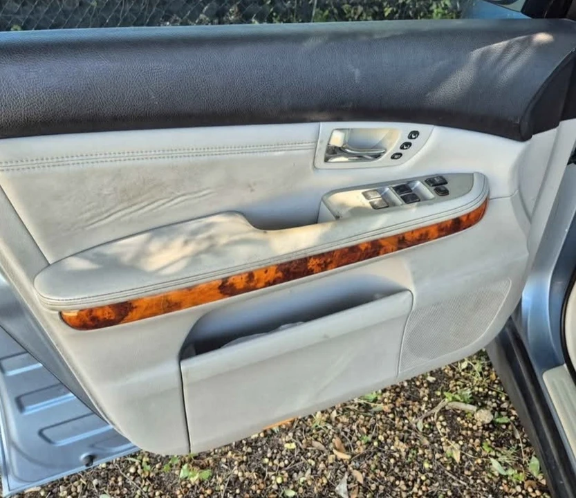 2007 Lexus RX 2nd Gen - Image 14 of 21