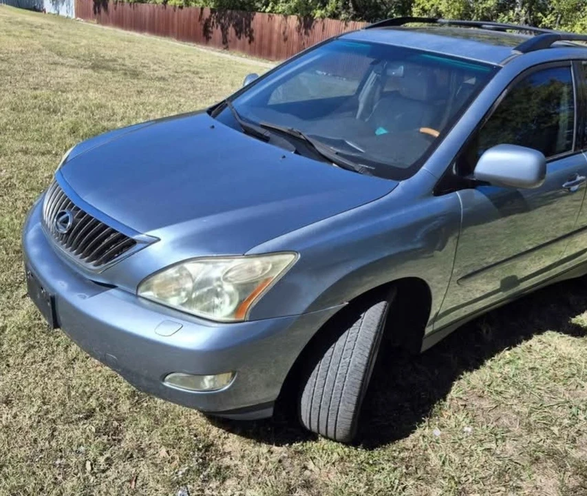 2007 Lexus RX 2nd Gen - Image 11 of 21