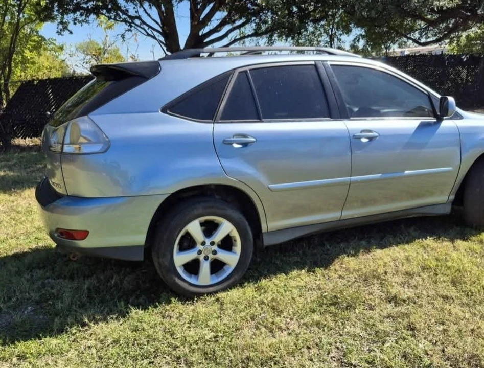 2007 Lexus RX 2nd Gen - Image 10 of 21