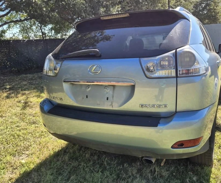 2007 Lexus RX 2nd Gen - Image 2 of 21