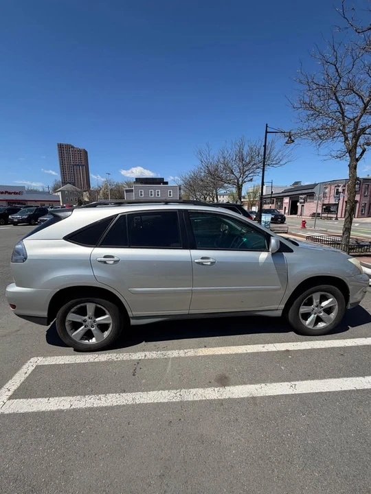 2007 Lexus RX 2nd Gen - Image 3 of 10
