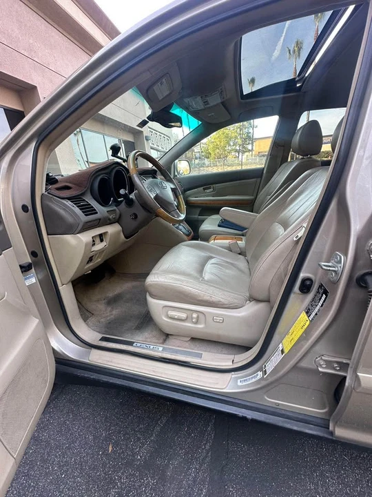 2007 Lexus RX 2nd Gen - Image 7 of 9