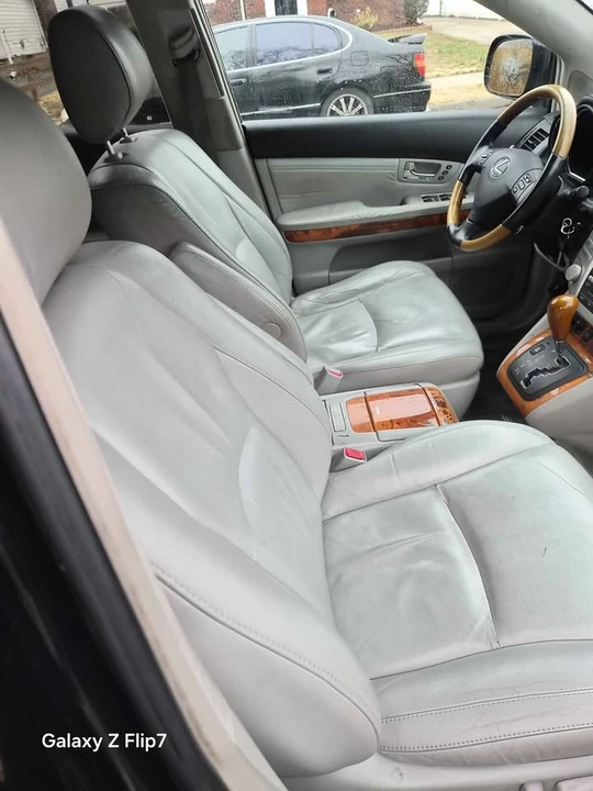 2007 Lexus RX 2nd Gen - Image 3 of 9