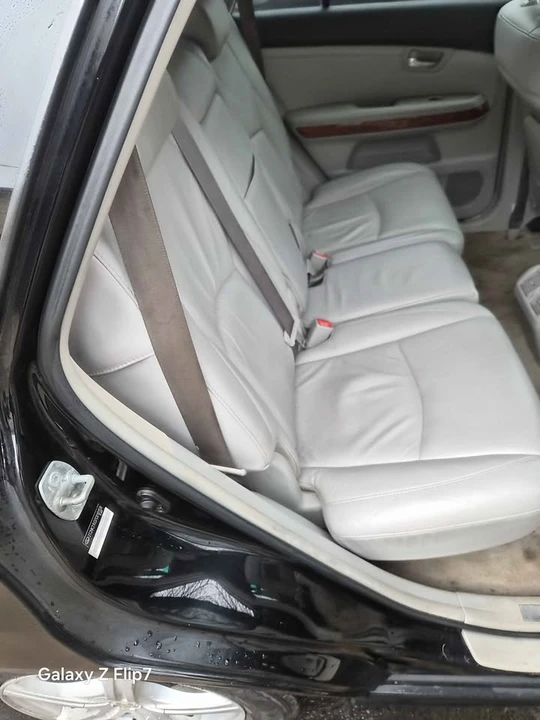 2007 Lexus RX 2nd Gen - Image 4 of 9