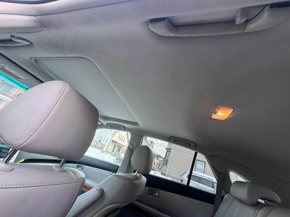 2007 Lexus RX 2nd Gen - Image 10 of 16