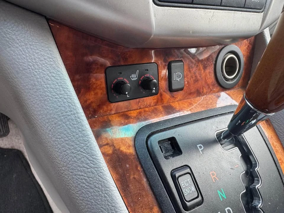 2007 Lexus RX 2nd Gen - Image 12 of 16