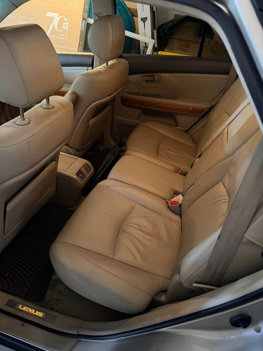 2007 Lexus RX 2nd Gen - Image 4 of 8