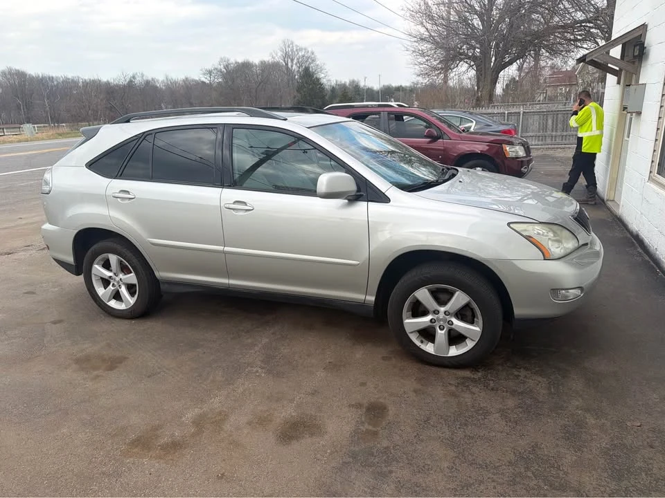 2007 Lexus RX 2nd Gen - Image 3 of 7
