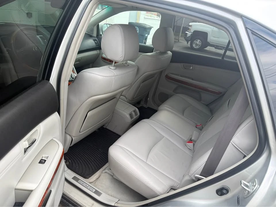 2007 Lexus RX 2nd Gen - Image 4 of 7