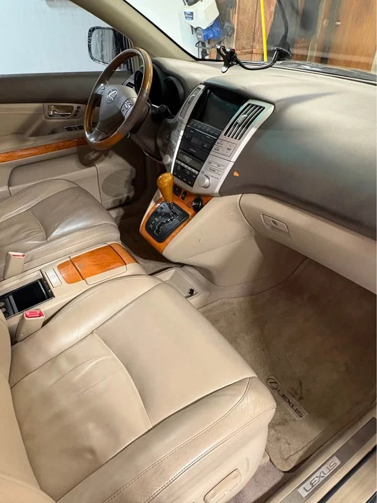 2007 Lexus RX 2nd Gen - Image 6 of 10