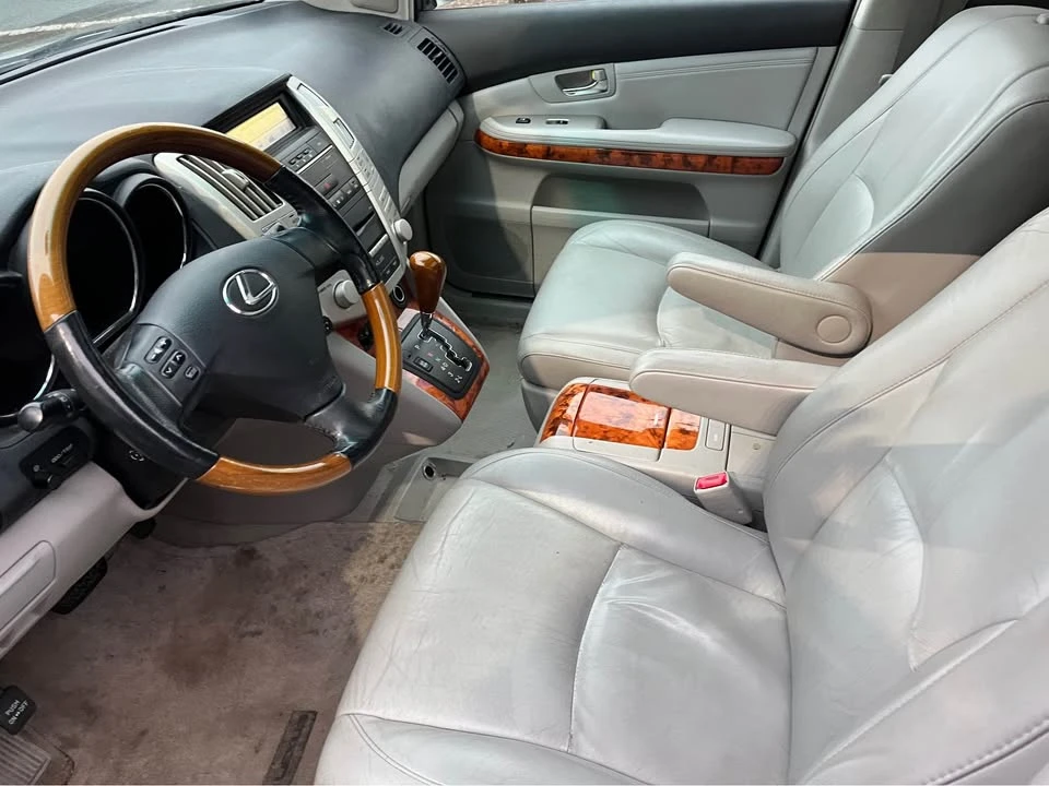 2007 Lexus RX 2nd Gen - Image 9 of 19