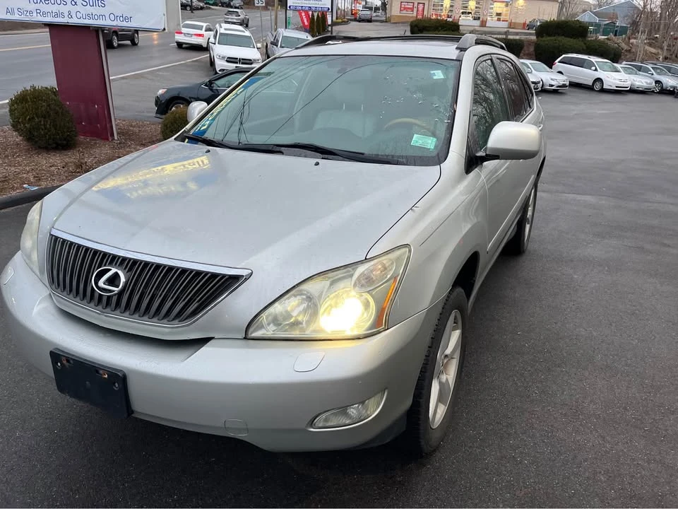 2007 Lexus RX 2nd Gen - Image 11 of 19