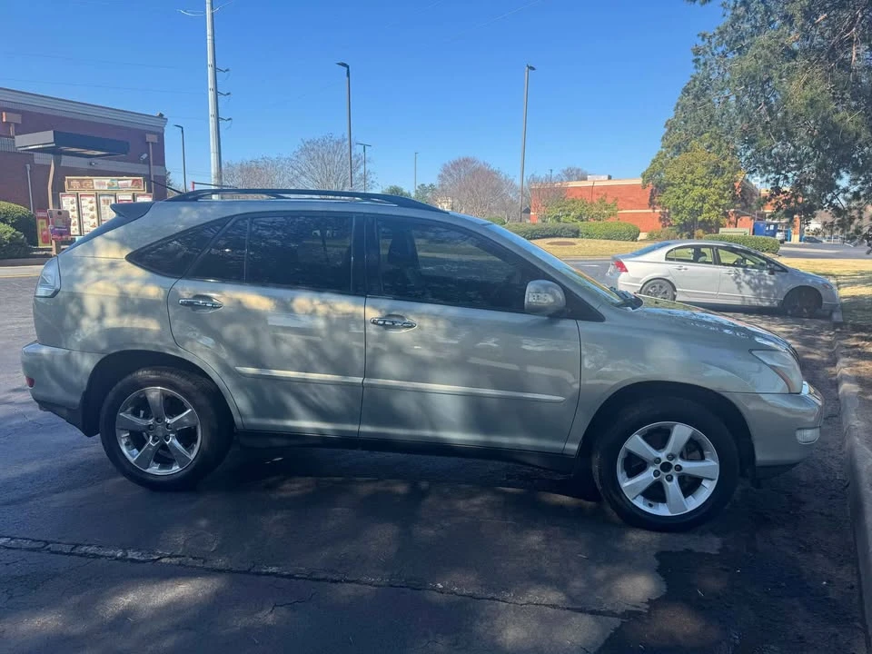 2007 Lexus RX 2nd Gen - Image 3 of 12