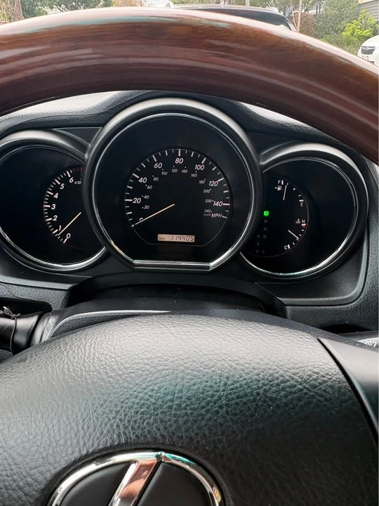 2007 Lexus RX 2nd Gen - Image 10 of 11