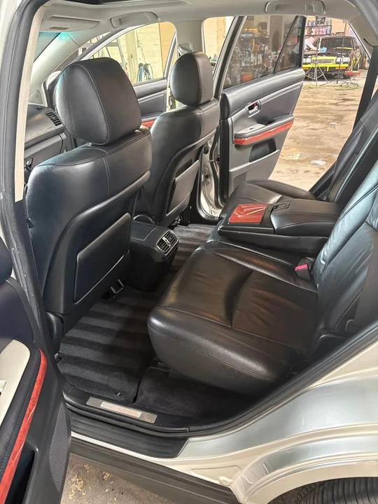 2007 Lexus RX 2nd Gen - Image 4 of 11