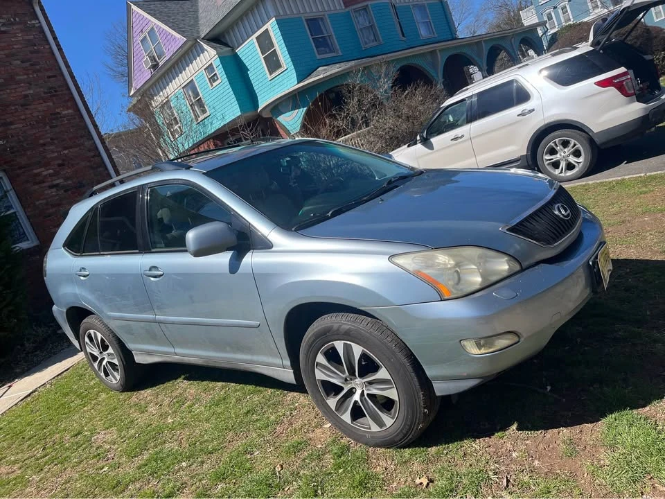 2007 Lexus RX 2nd Gen - Image 2 of 9