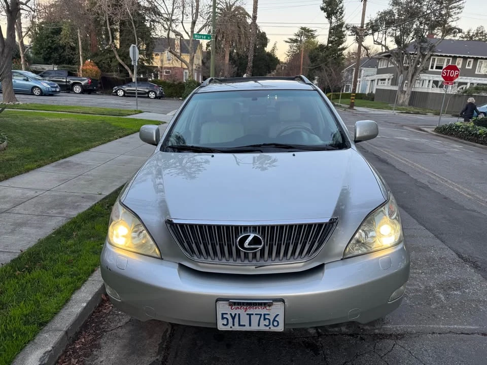 2007 Lexus RX 2nd Gen - Image 2 of 8