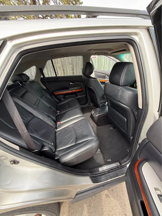 2007 Lexus RX 2nd Gen - Image 10 of 13