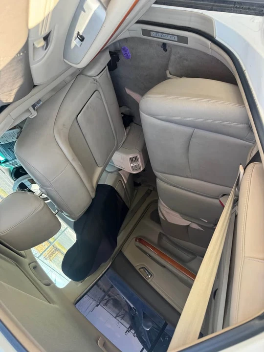 2007 Lexus RX 2nd Gen - Image 9 of 9