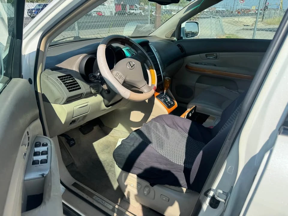 2007 Lexus RX 2nd Gen - Image 5 of 9