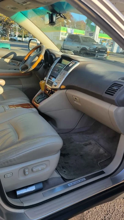 2007 Lexus RX 2nd Gen - Image 18 of 18