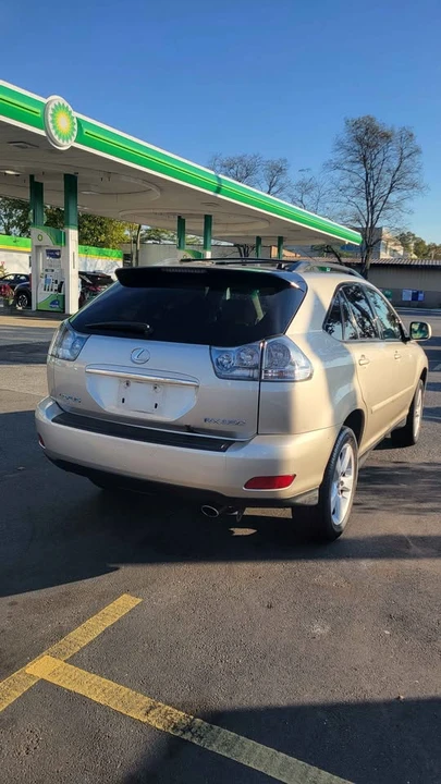 2007 Lexus RX 2nd Gen - Image 3 of 18