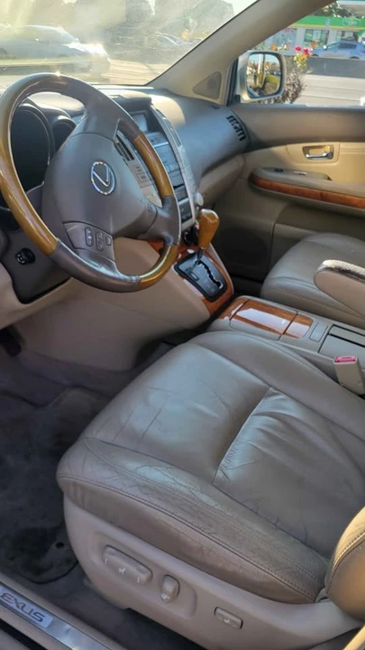 2007 Lexus RX 2nd Gen - Image 10 of 18