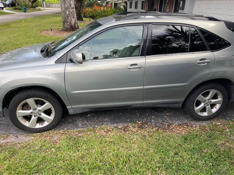 2007 Lexus RX 2nd Gen - Image 4 of 8