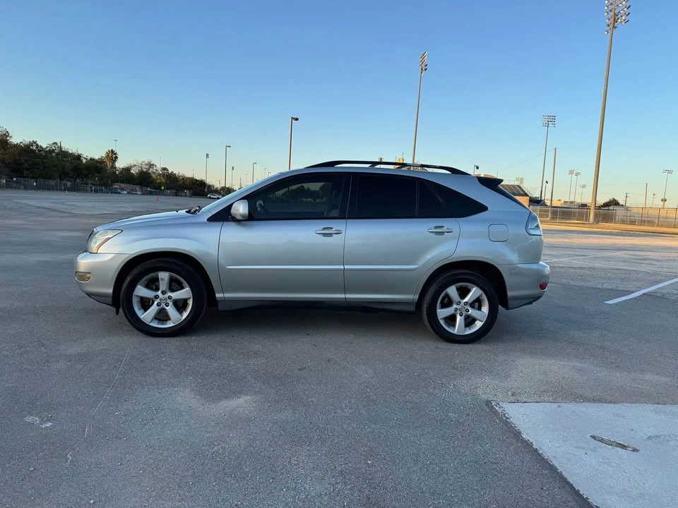 2007 Lexus RX 2nd Gen - Image 2 of 20