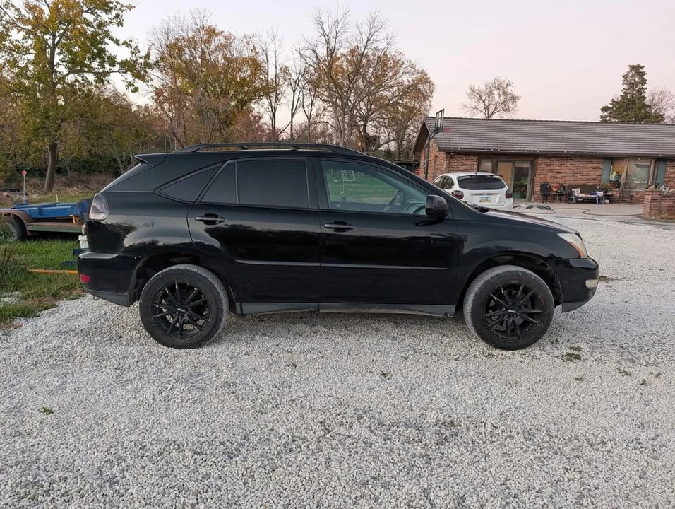 2007 Lexus RX 2nd Gen - Image 4 of 9