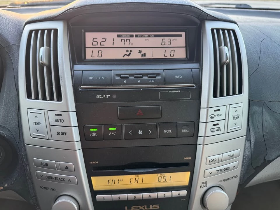 2007 Lexus RX 2nd Gen - Image 16 of 20