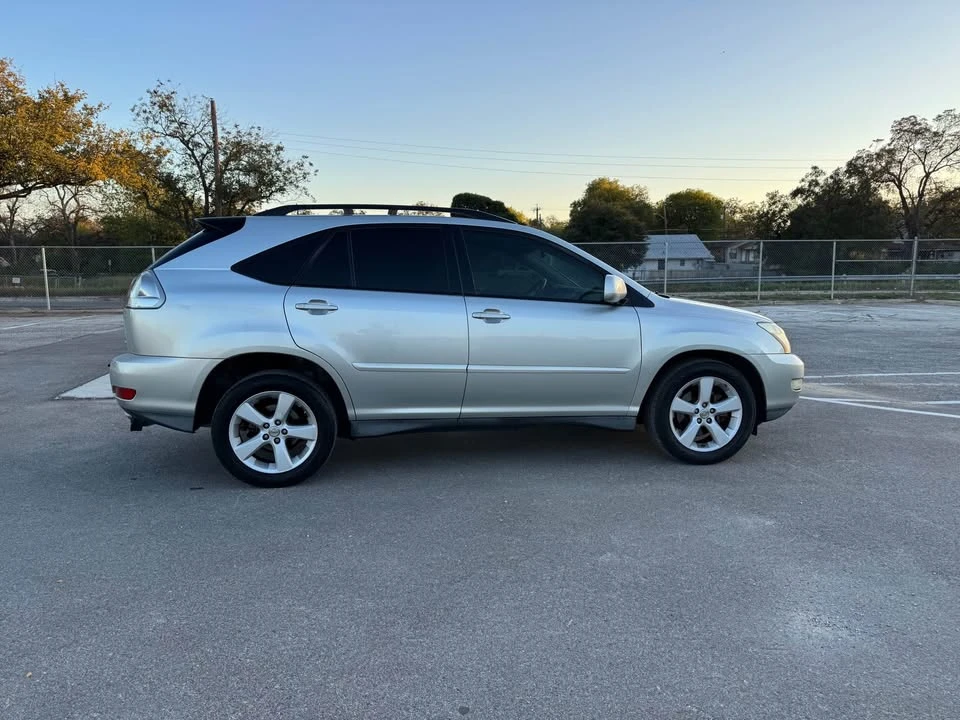 2007 Lexus RX 2nd Gen - Image 5 of 20