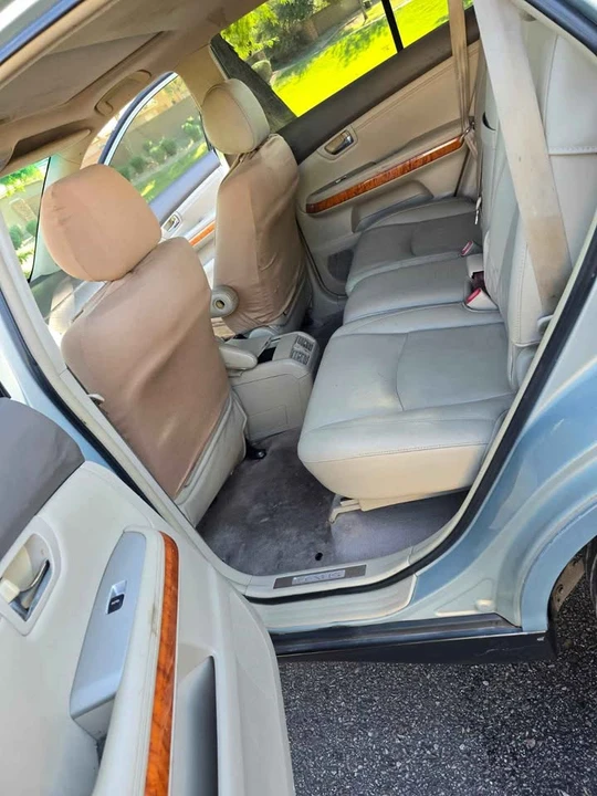 2007 Lexus RX 2nd Gen - Image 7 of 9