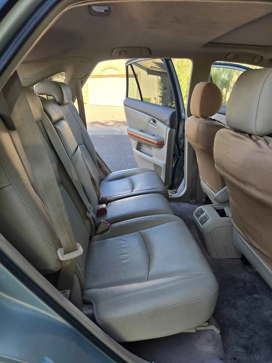 2007 Lexus RX 2nd Gen - Image 8 of 9