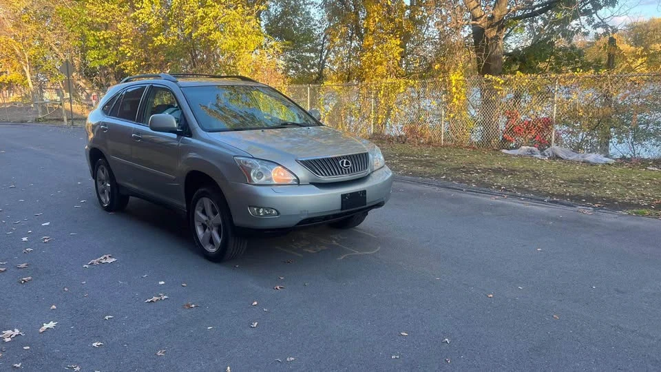 2007 Lexus RX 2nd Gen - Image 3 of 20